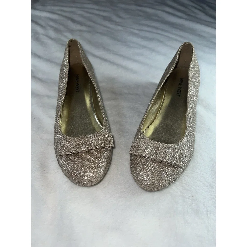 EUC, NINE WEST Girl's Dress Shoes, Size 3.5 Gold, Sparkle, Gorgeous!